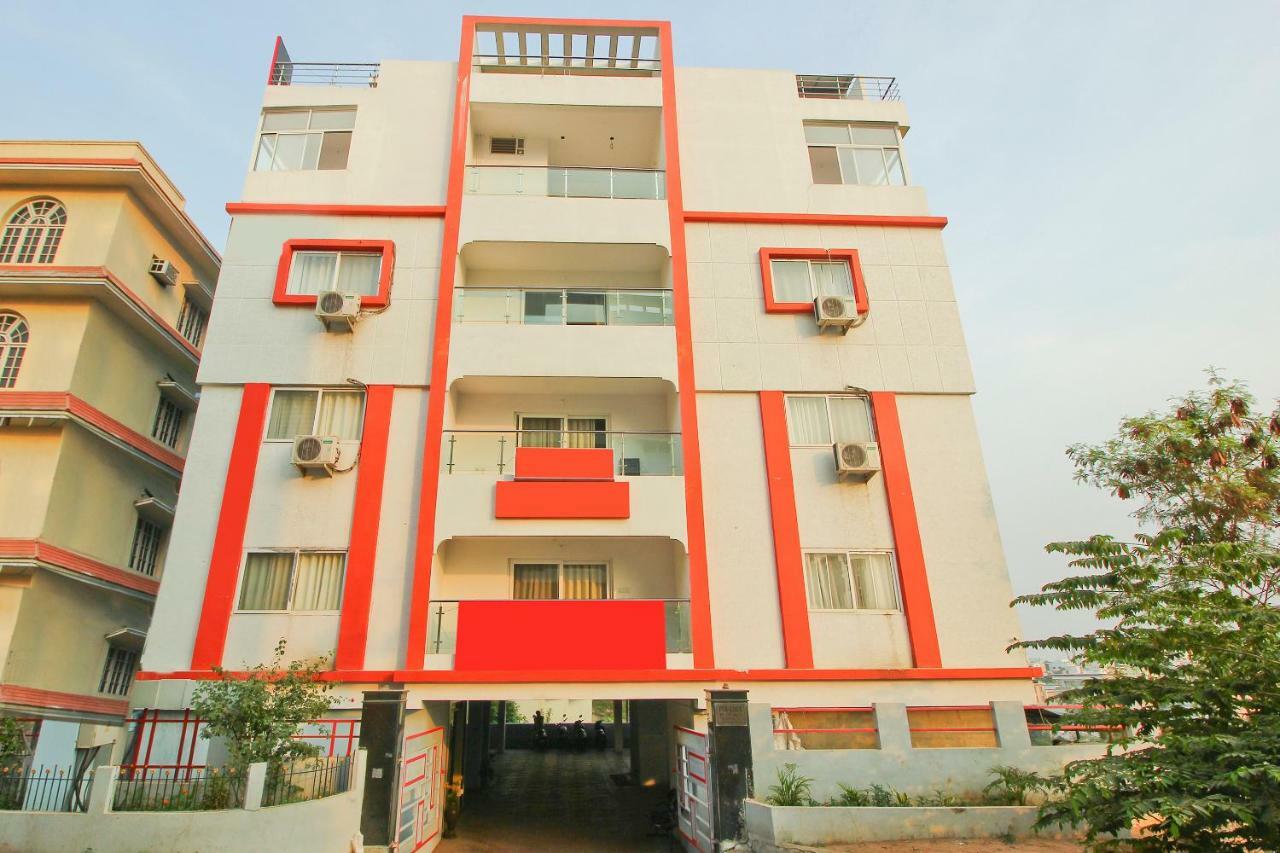 Oyo Flagship 463 Banjara Hills Hotel Hyderabad Exterior photo
