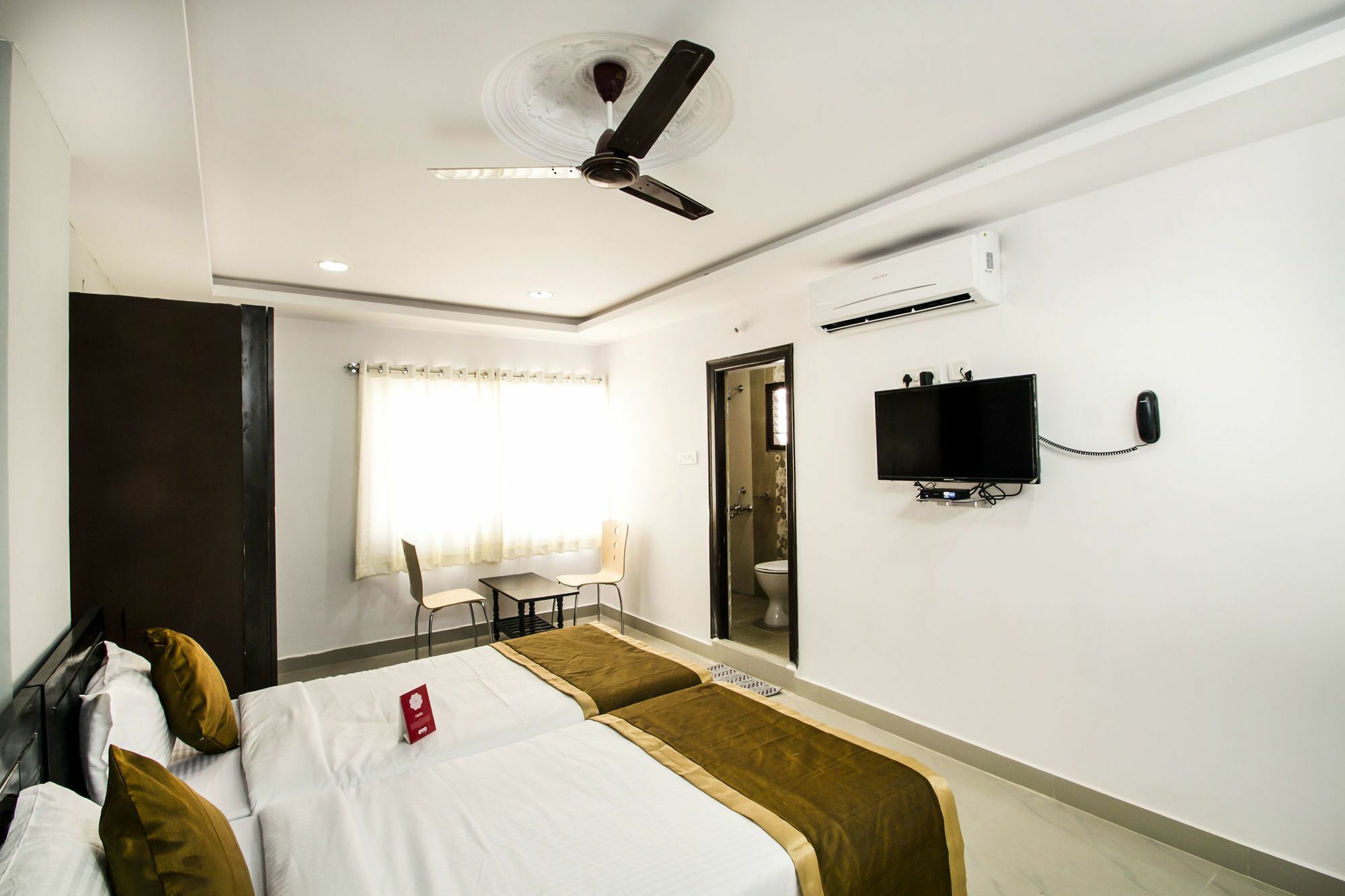 Oyo Flagship 463 Banjara Hills Hotel Hyderabad Exterior photo